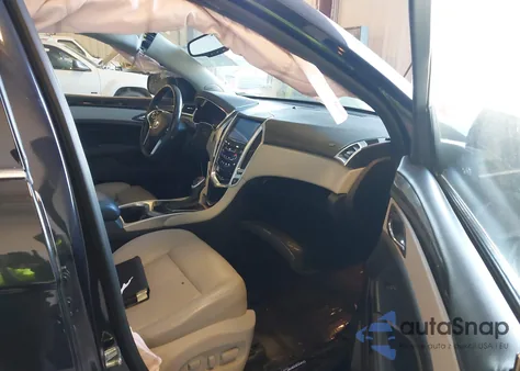 2015 Cadillac Srx Luxury Collection z USA, uszkodzony, nr VIN 3GYFNEE33FS569643